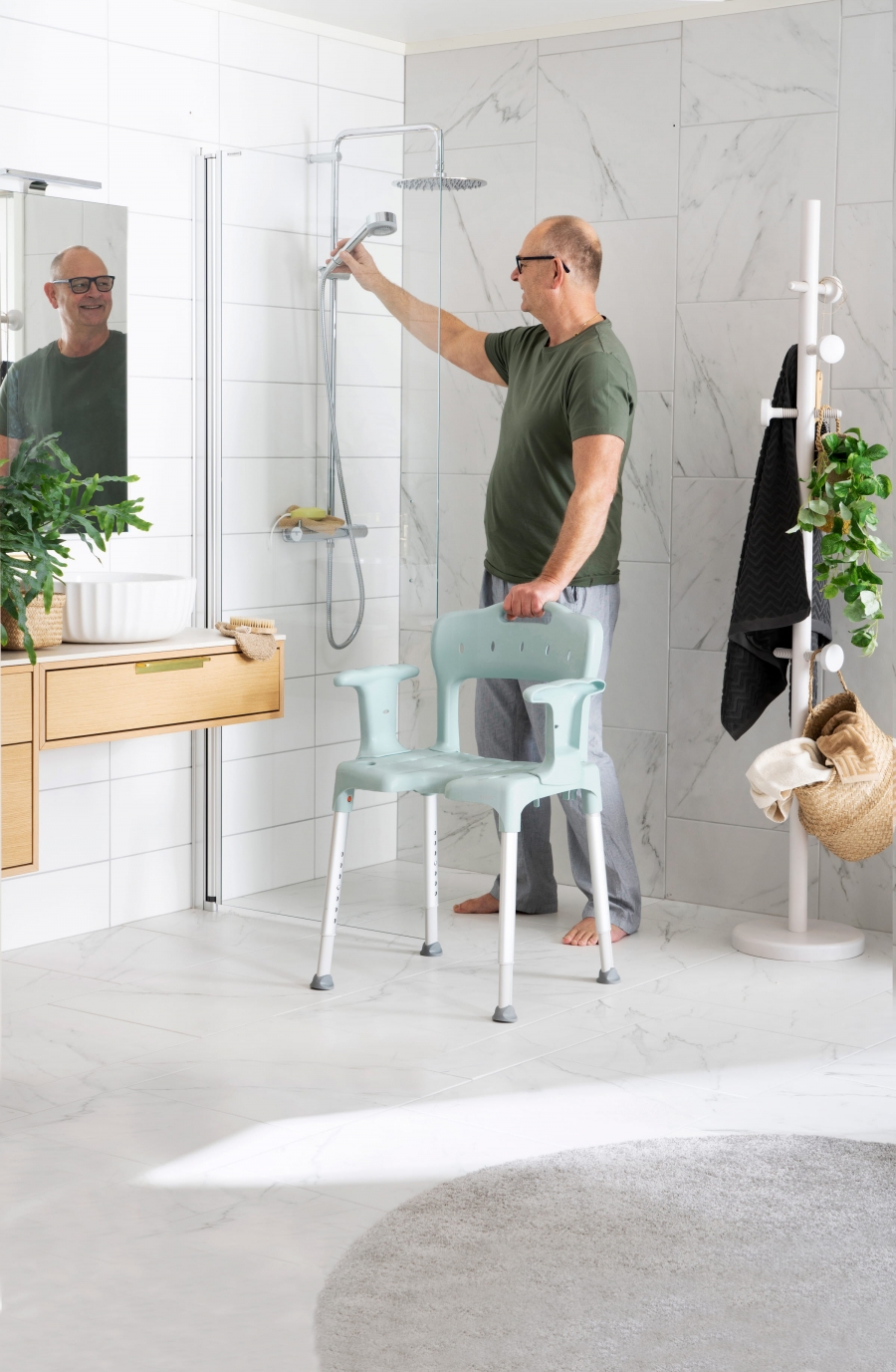 Tabouret de toilette Swift réglable en hauteur